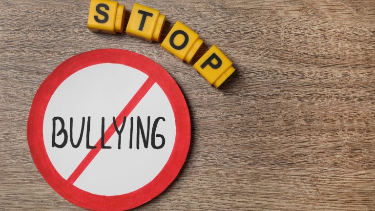 Bullying pada Remaja: Dampaknya bagi Kesehatan Mental dan Cara Mencegahnya di Lingkungan Sekolah