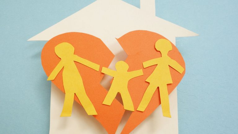 Bagaimana Broken Home Memengaruhi Mental Remaja dan Apa yang Bisa Dilakukan untuk Menghadapinya?