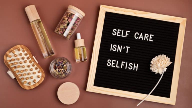 Self Care dan Safe Love: Kaitan Kesehatan Reproduksi dan Kesehatan Mental Remaja